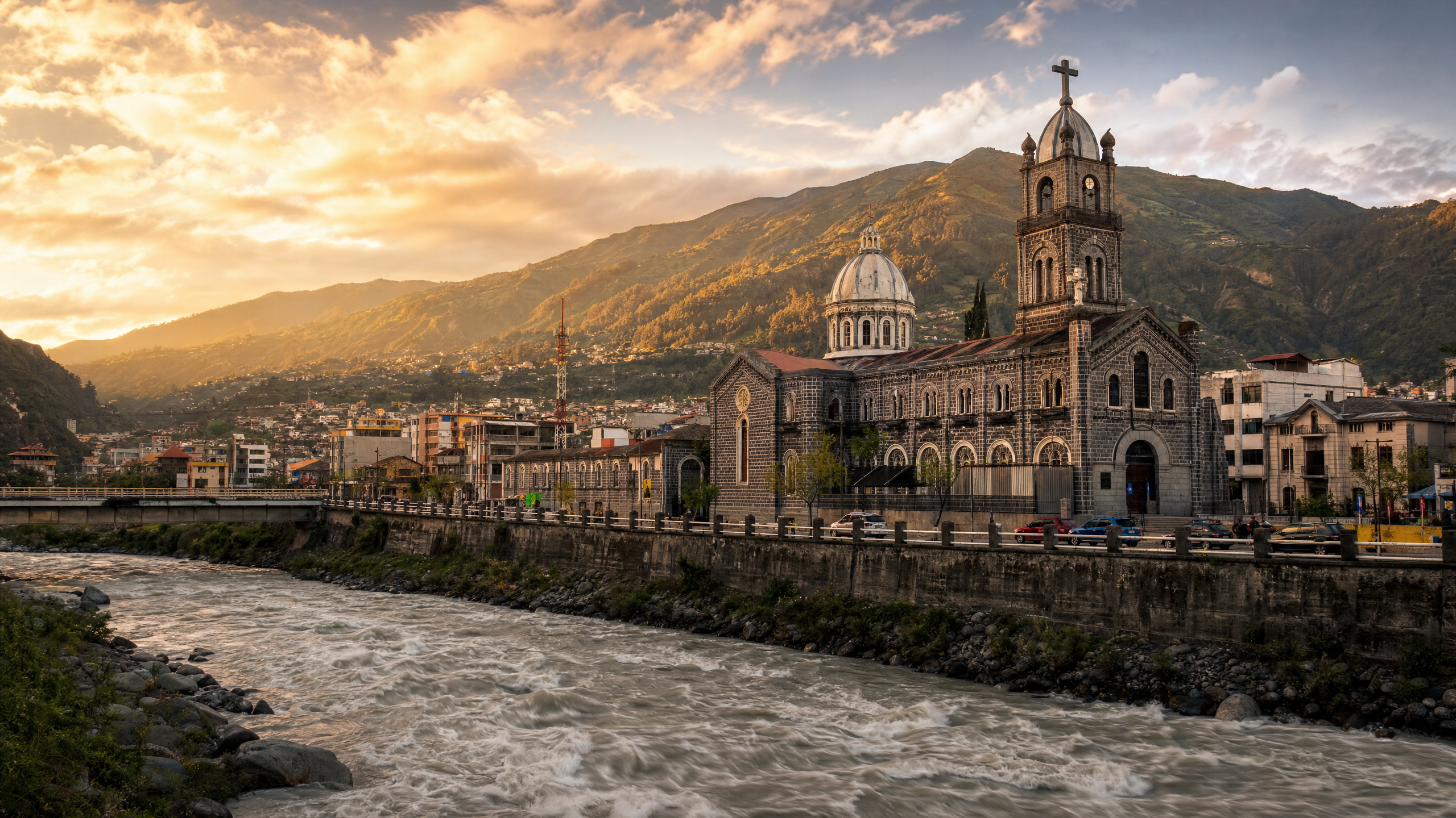Ba?os planning image for local highlights, cultural context and Ecuador route planning