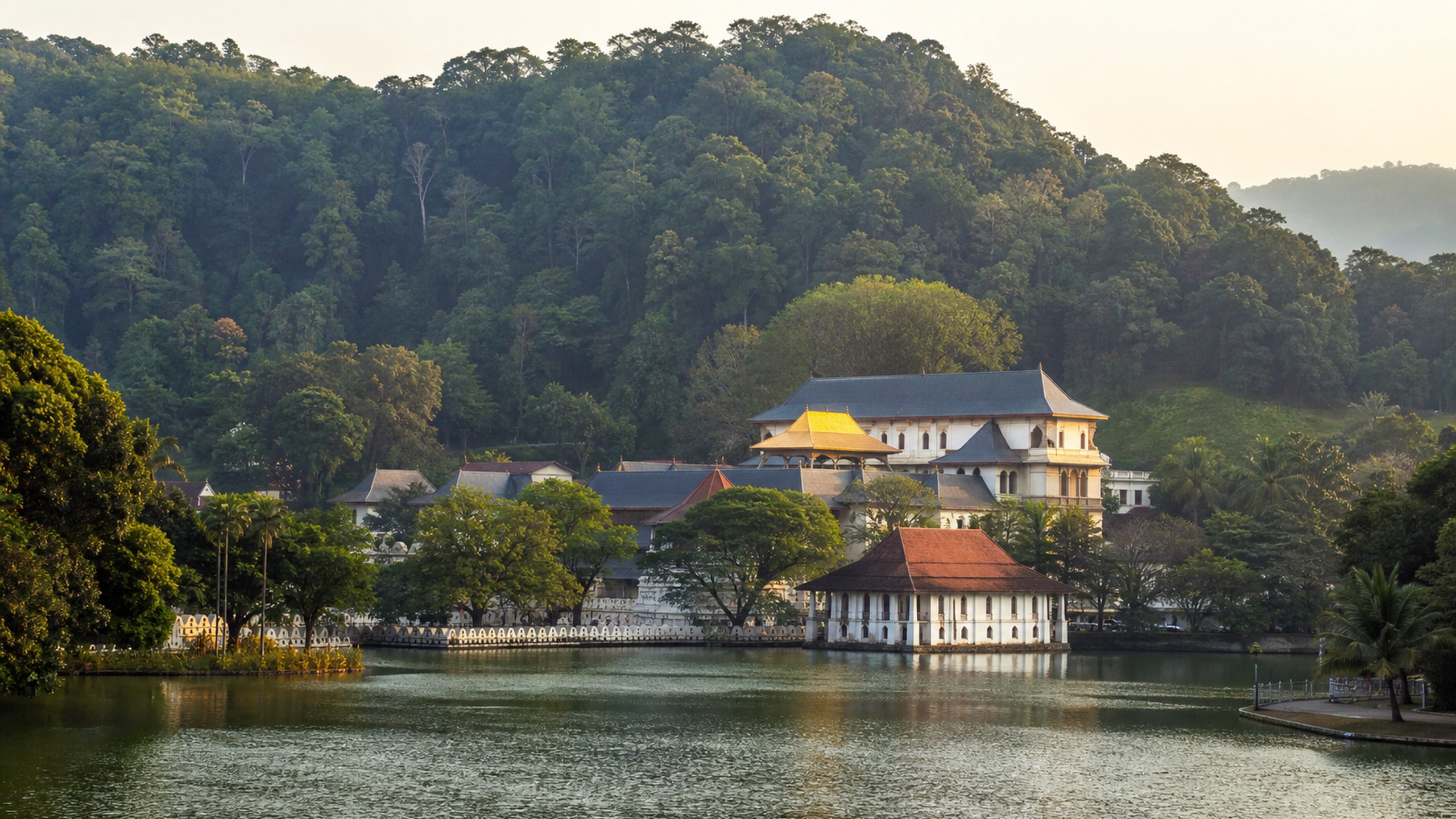 Kandy planning image for local highlights, cultural context and Sri Lanka route planning