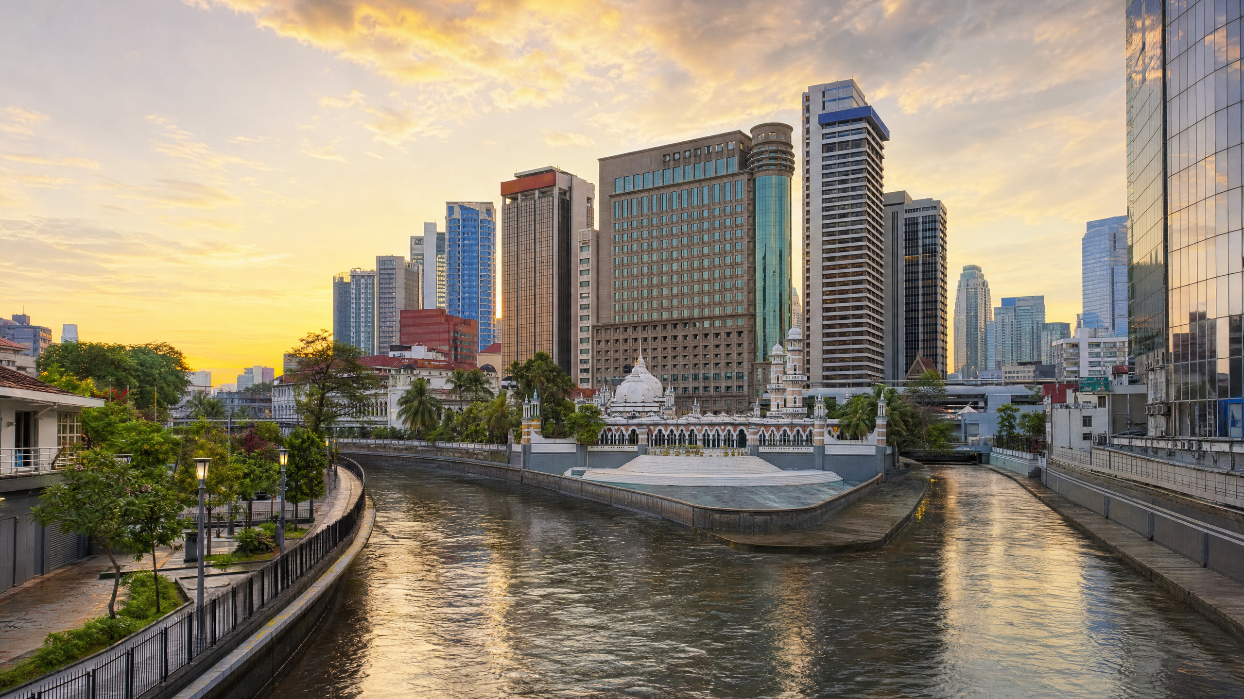 Kuala Lumpur planning image for local highlights, cultural context and Malaysia route planning