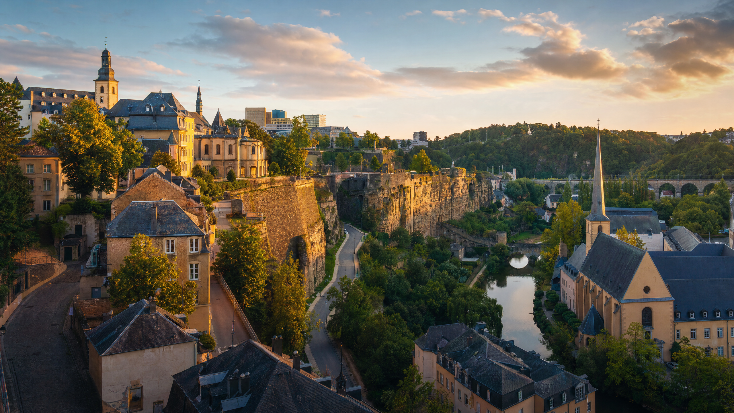 Luxembourg City planning image for local highlights, cultural context and Luxembourg route planning