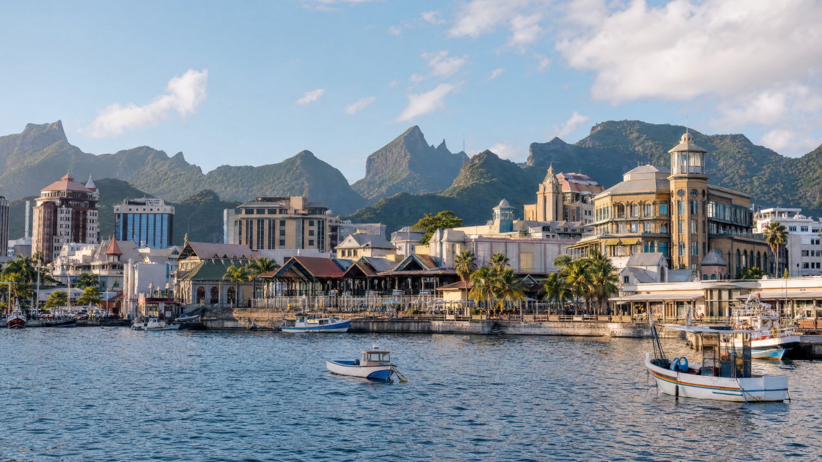 Port Louis planning image for local highlights, cultural context and Mauritius route planning