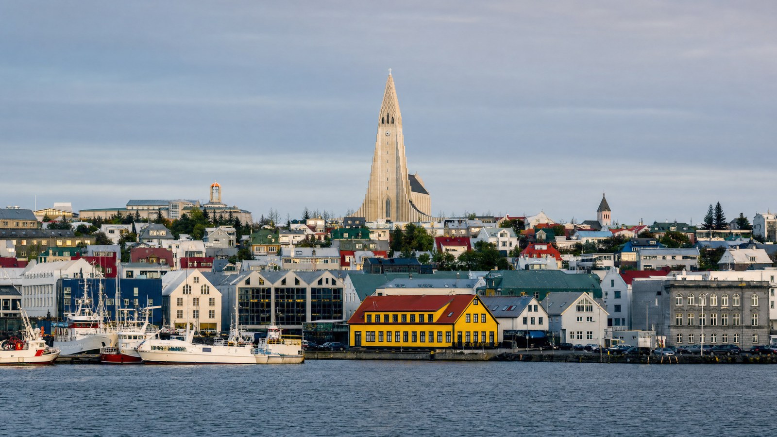 Reykjavik planning image for local highlights, cultural context and Iceland route planning