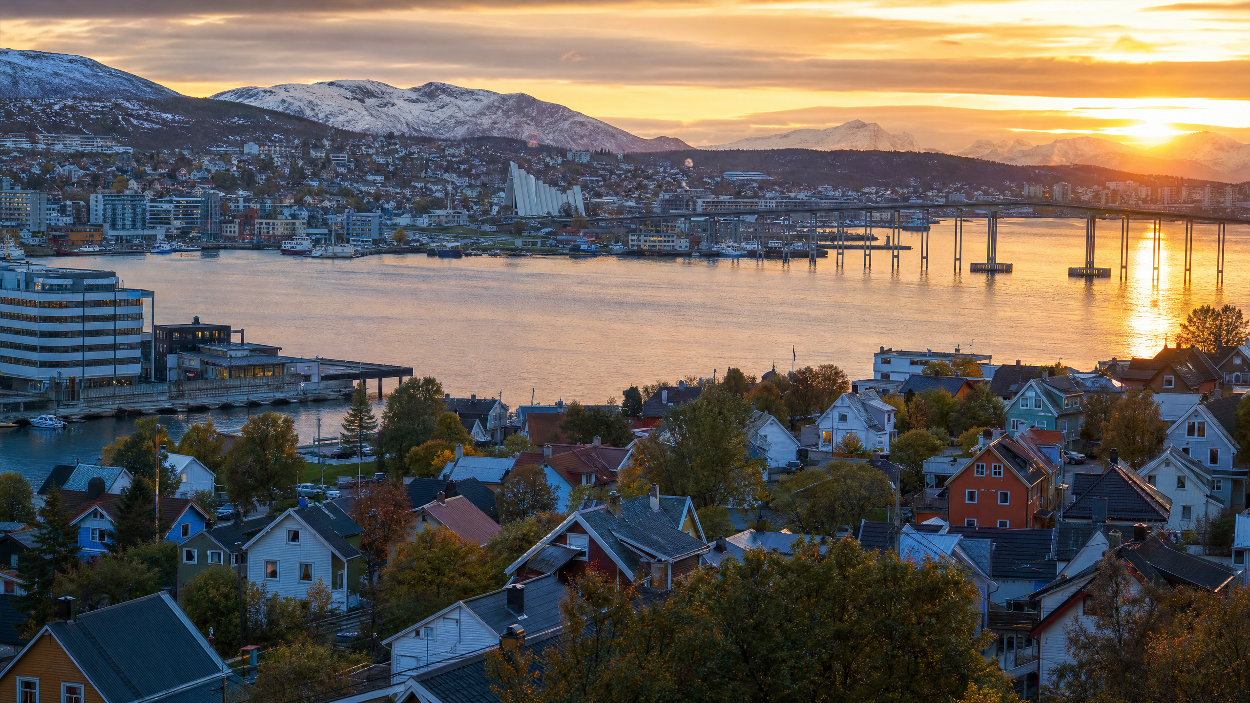 Troms? planning image for local highlights, cultural context and Norway route planning