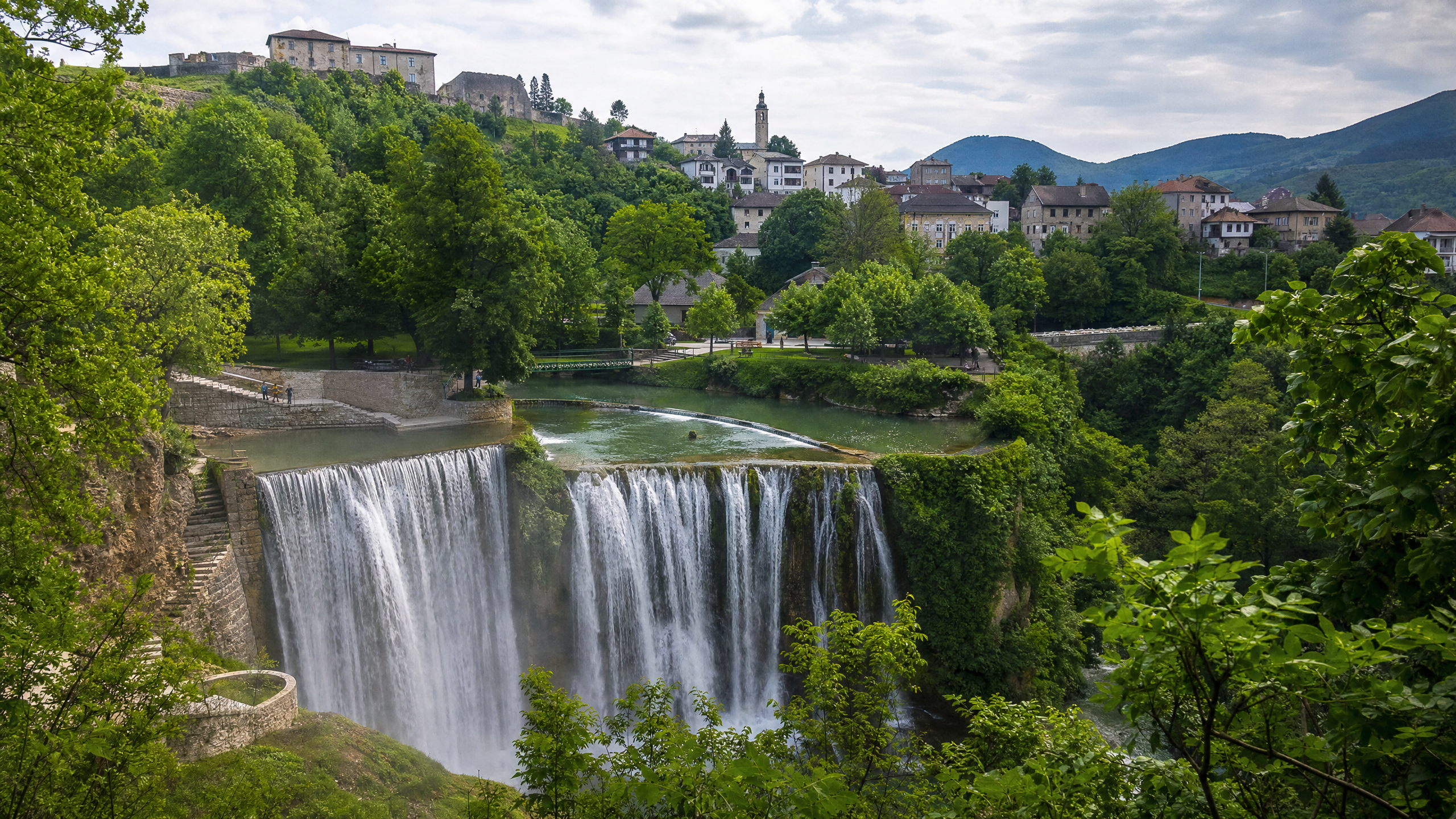 Jajce and Travnik planning image for local highlights, cultural context and Bosnia And Herzegovina route planning