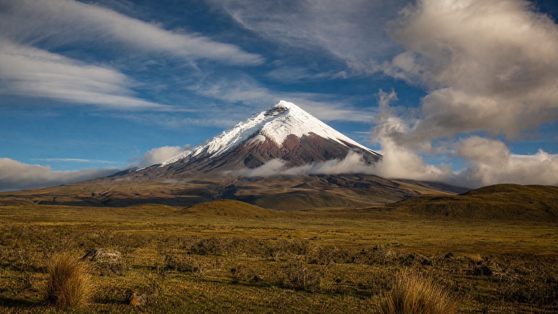 Ecuador country travel image for WorldFun planning